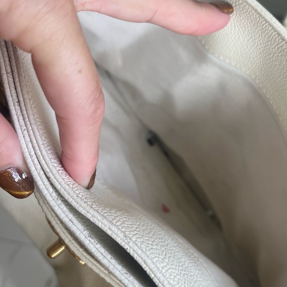 Chanel tote - Picture 7 of 12